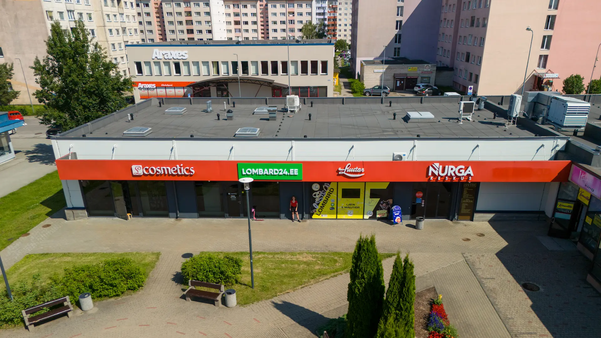 Nurga Keskus — Nurga tn 1, Maardu